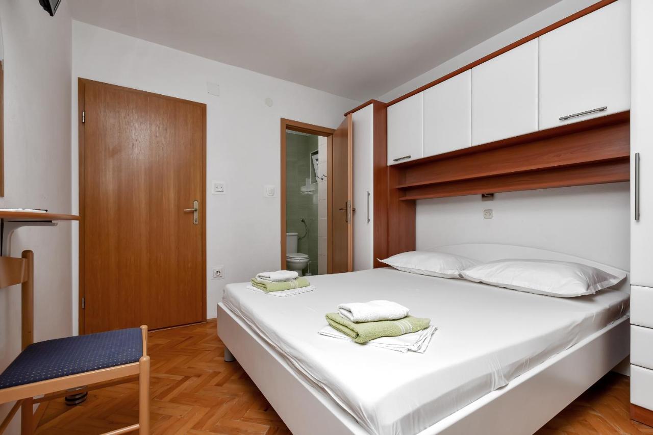 Apartments Carmen Makarska Esterno foto