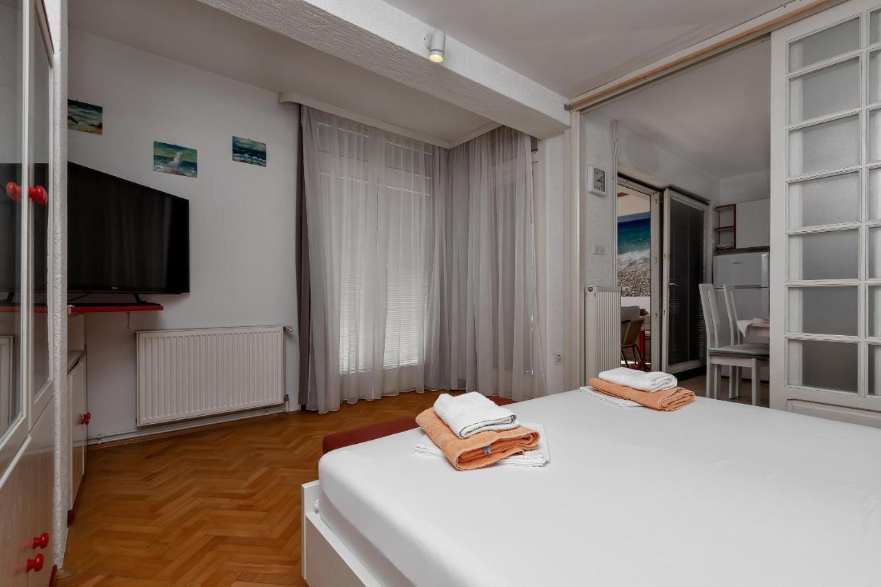 Apartments Carmen Makarska Esterno foto
